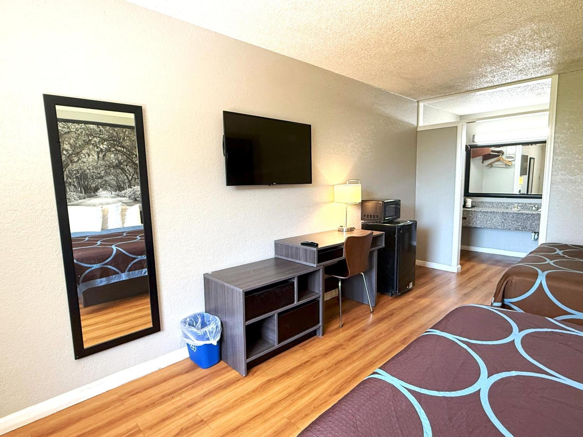 Super 8 By Wyndham Hardeeville - Savannah North Екстер'єр фото